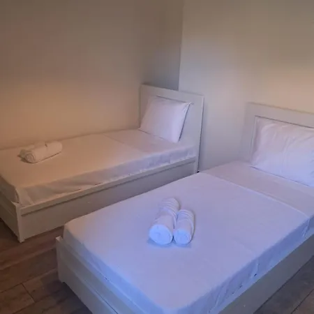 Beachfront Apartment, Center Village, 20m - Near Myrtos - Fiskardo Apartmán