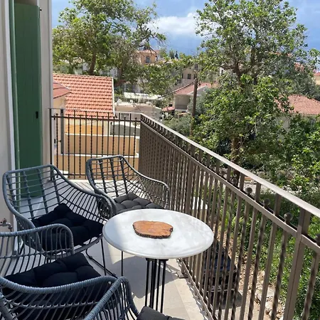 Apartment Beachfront Apartment, Center Village, 20m - Near Myrtos - Fiskardo