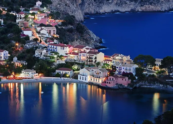 Beachfront Apartment, Center Village, 20m - Near Myrtos - Fiskardo アパート *