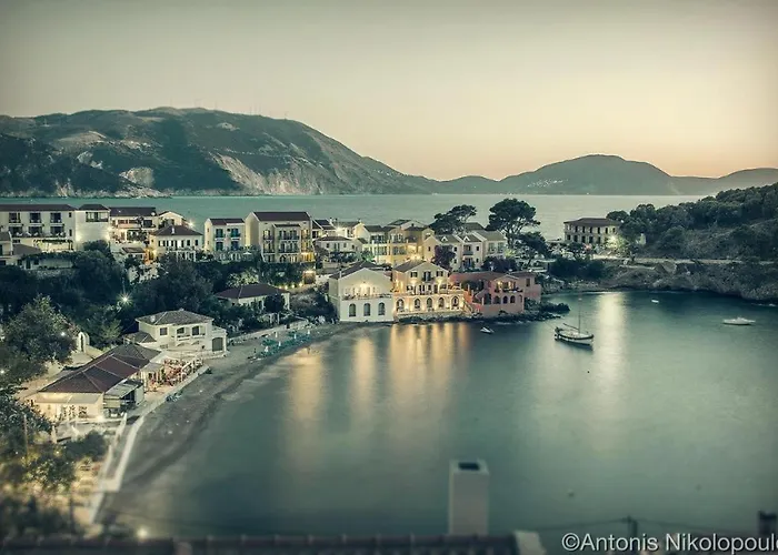 Beachfront Apartment, Center Village, 20m - Near Myrtos - Fiskardo アパート アソス