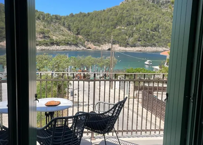 アパート Beachfront Apartment, Center Village, 20m - Near Myrtos - Fiskardo *